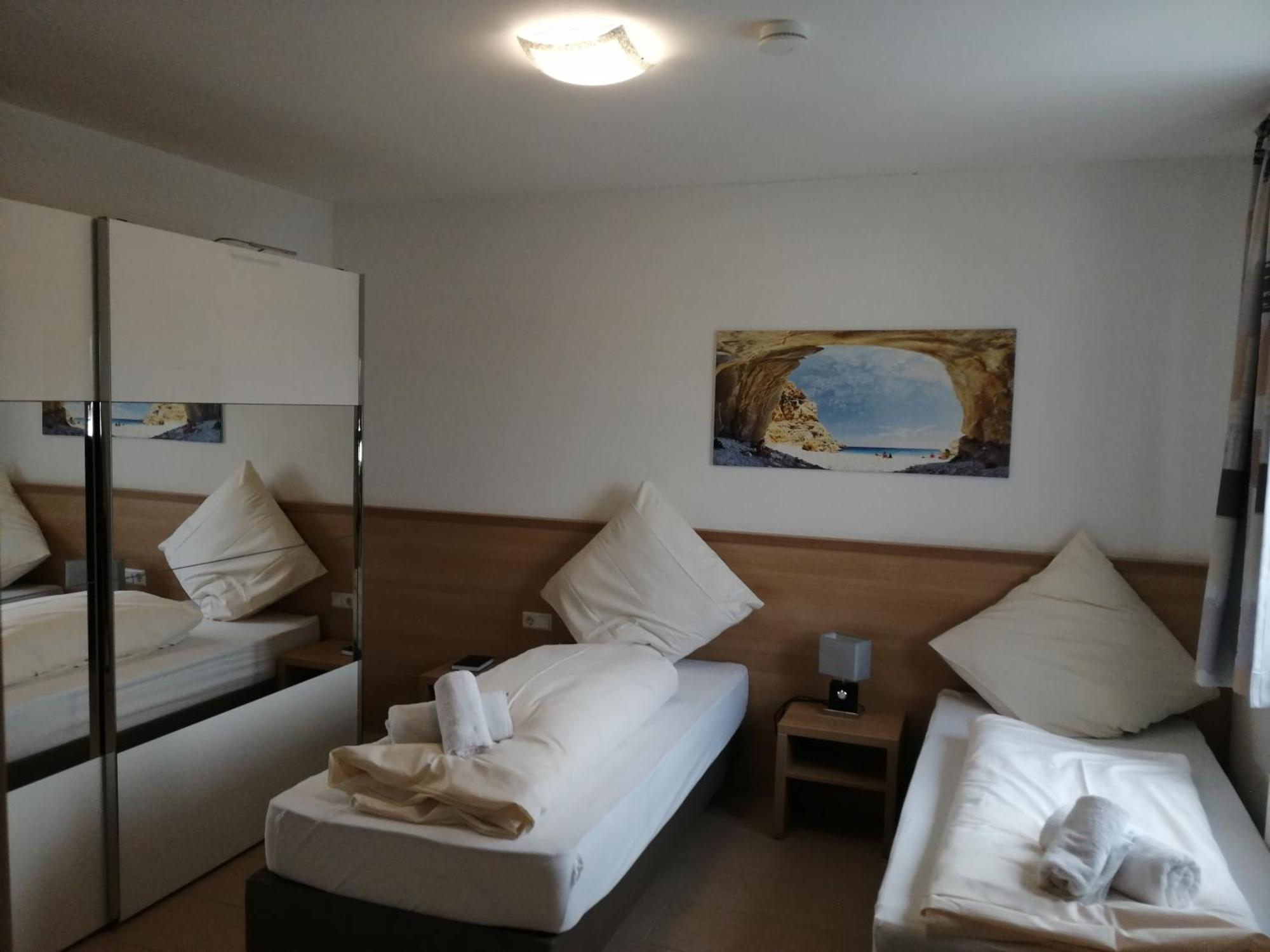 Hotel-Restaurant Zum Baeumle Suessen Екстер'єр фото