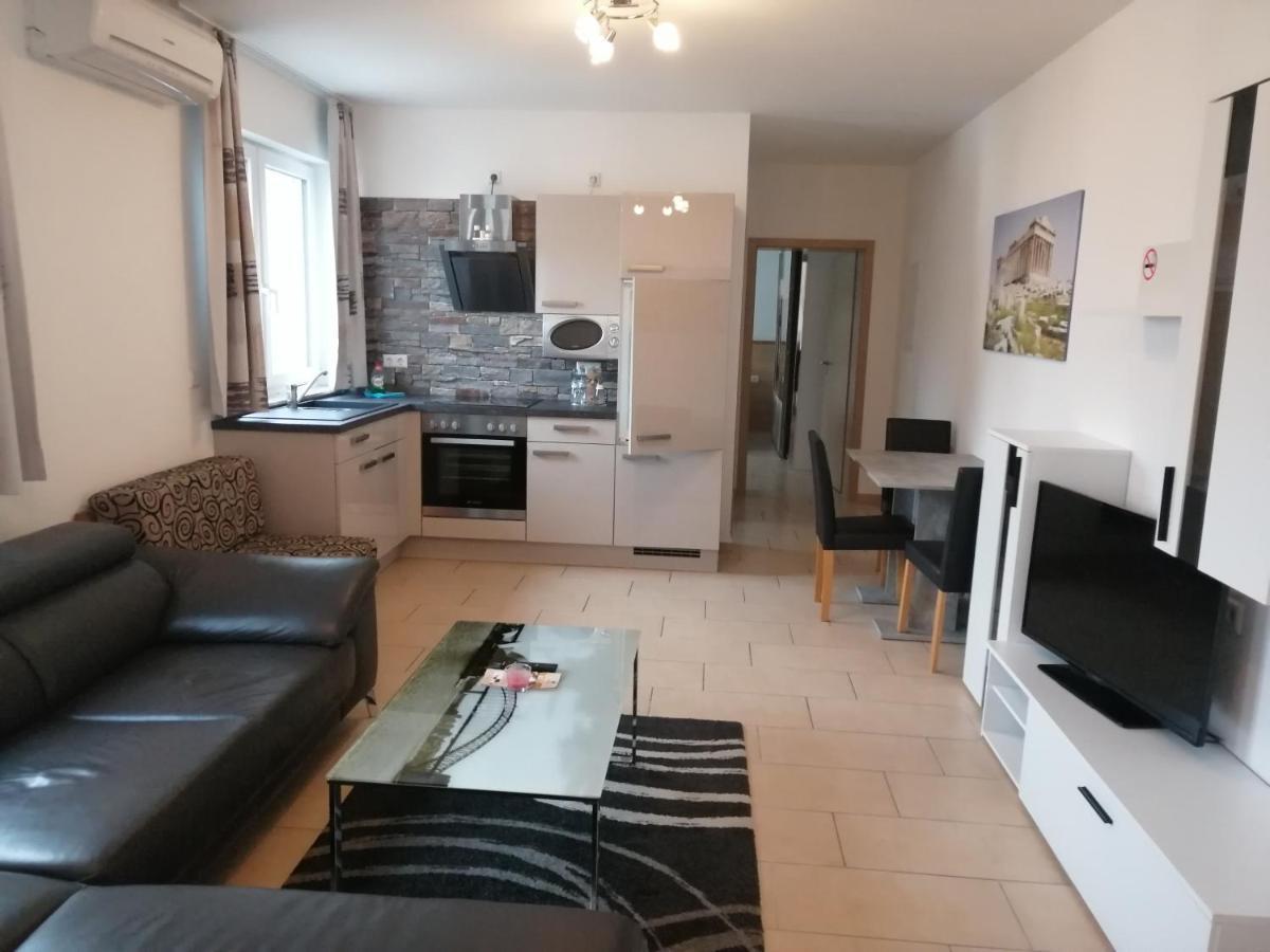Hotel-Restaurant Zum Baeumle Suessen Екстер'єр фото
